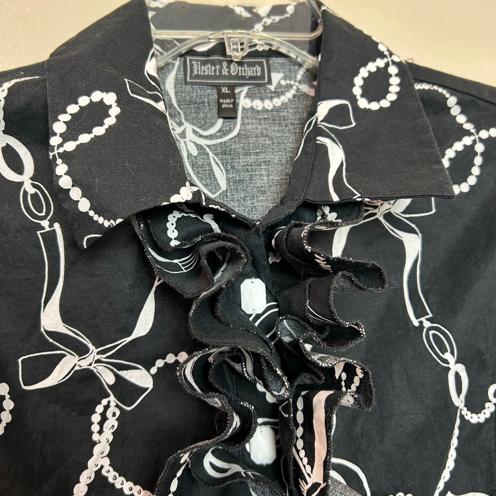 Blouse Womens XL Black White Ruffle Front Chain Bow Whimsigoth Statement Siren - Picture 6 of 13